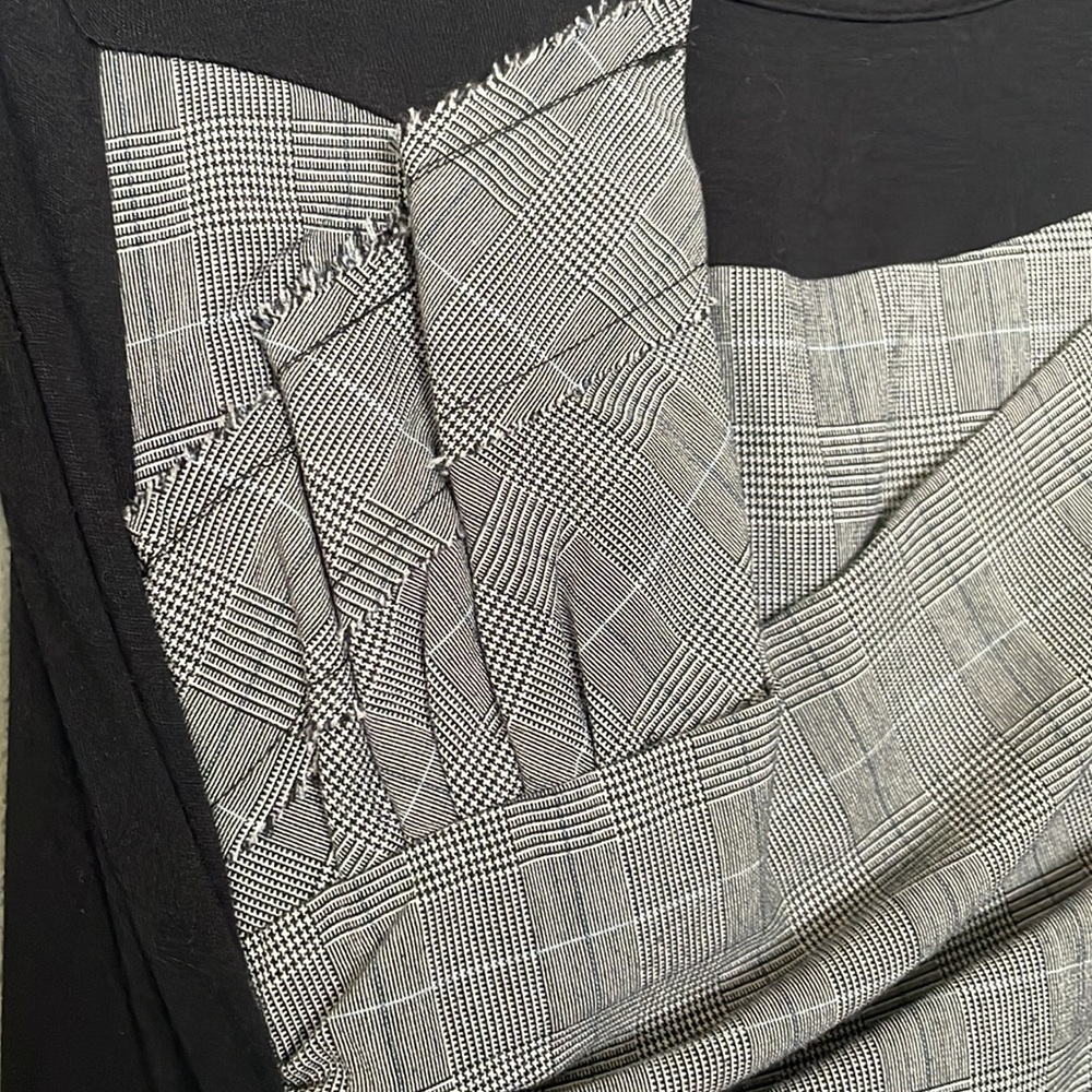 One September unique designed top - Picture 4 of 6
